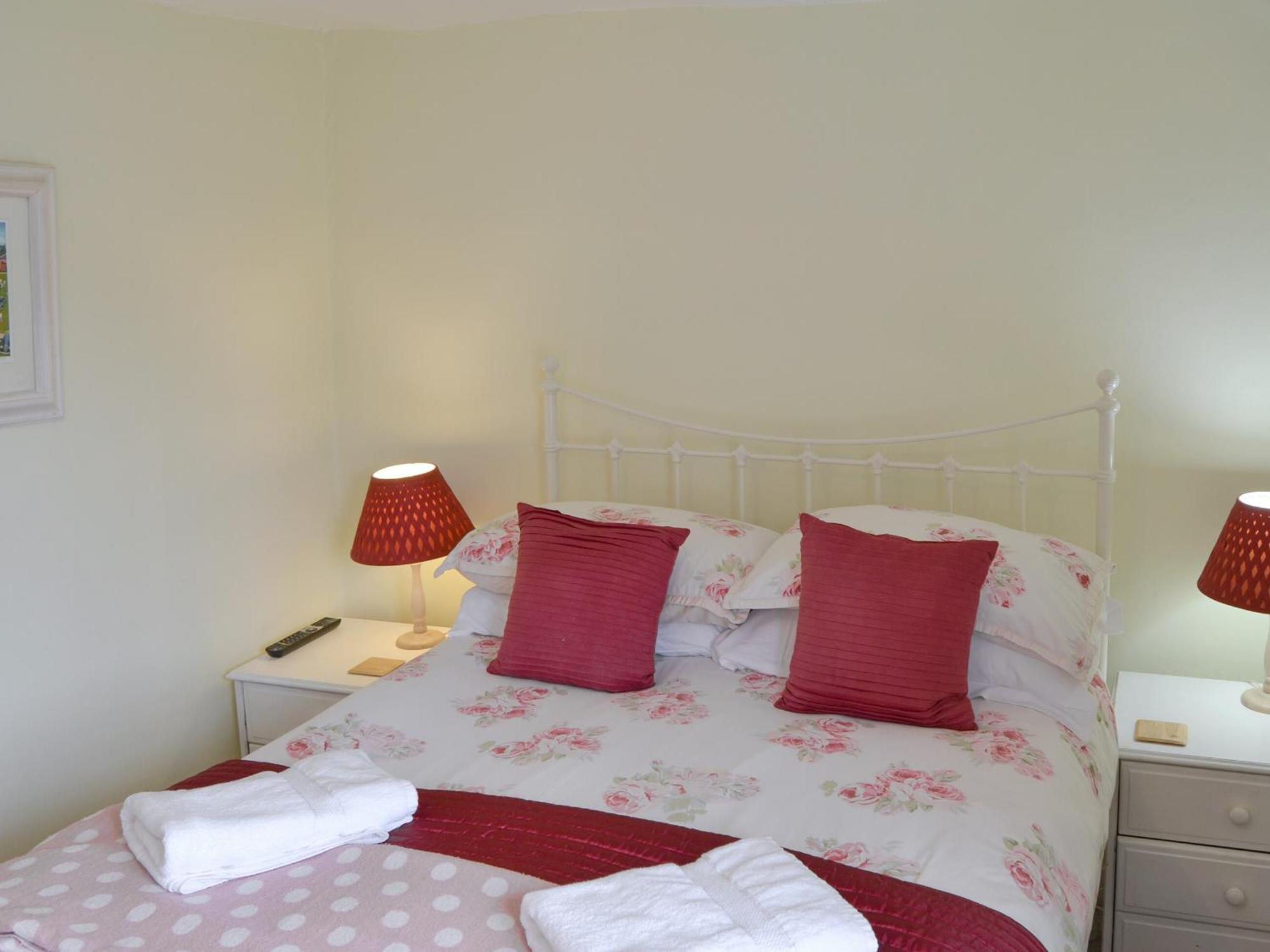 Hollyhock Cottage -Uk33553 布莱克尼 外观 照片